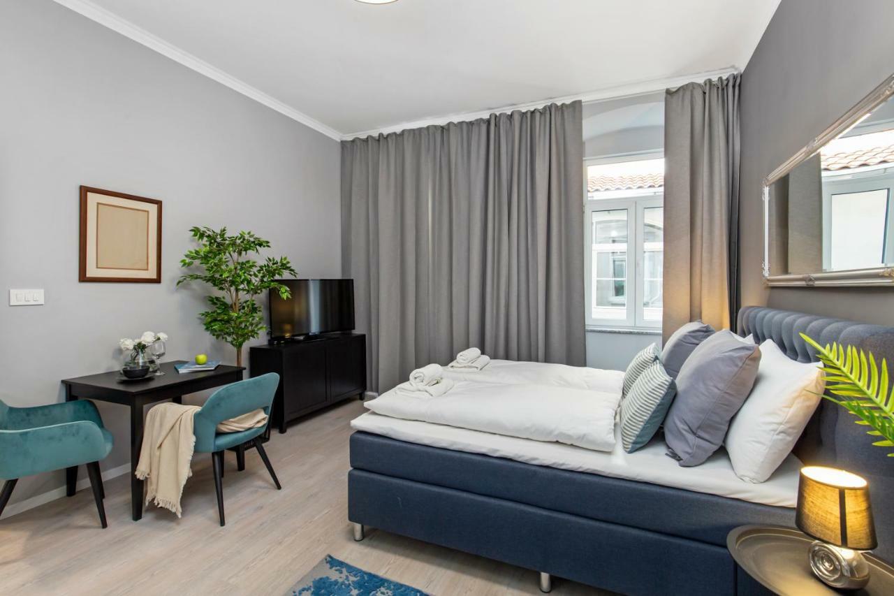 Carpathia Apartment