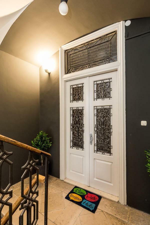 Carpathia Appartement *